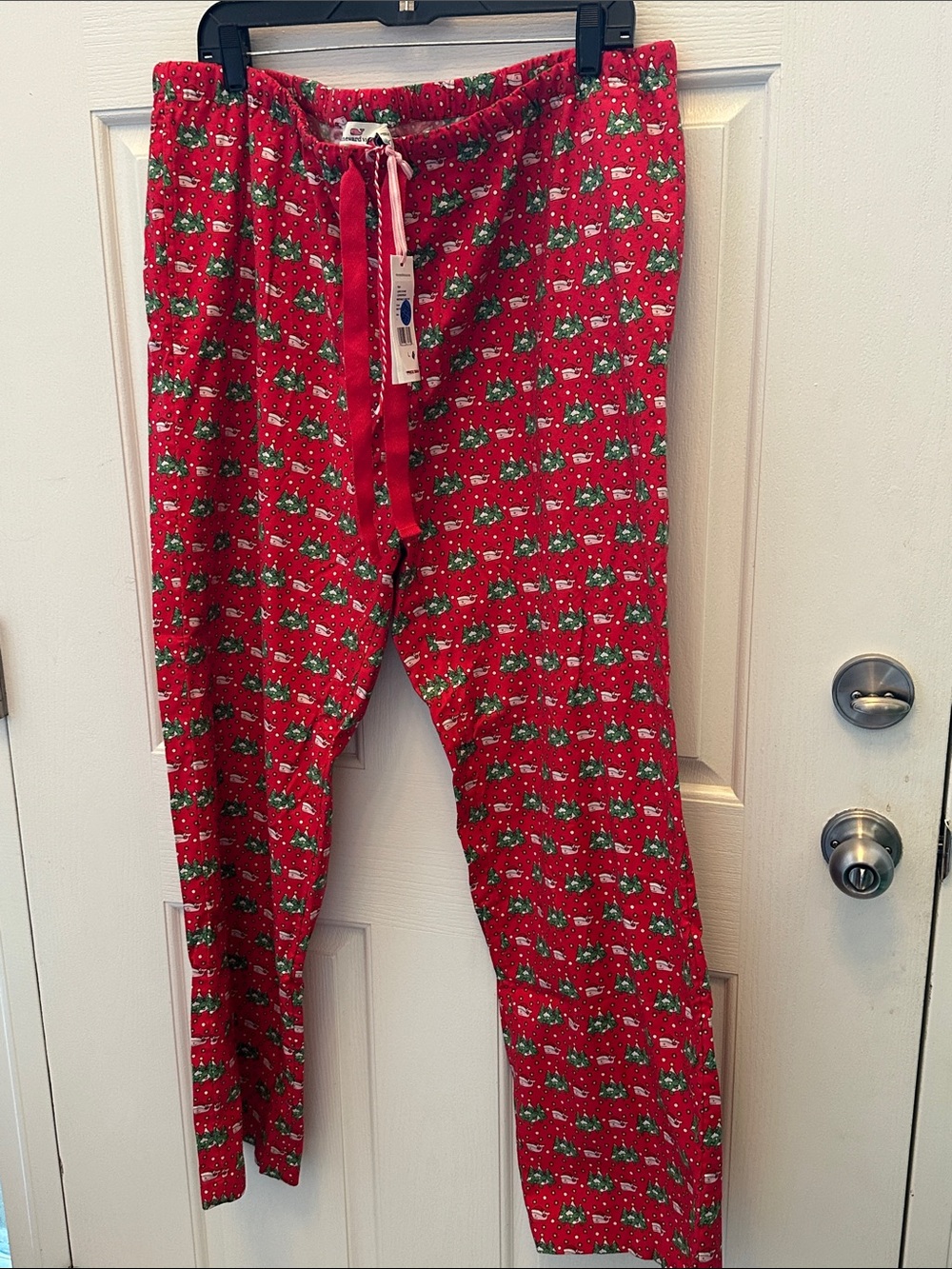 Men’s Vineyard Vines Loungewear Pants Size Large winter whale print